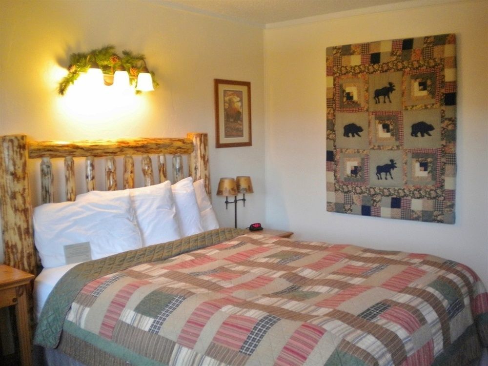 Moose Creek Inn West Yellowstone Exteriér fotografie
