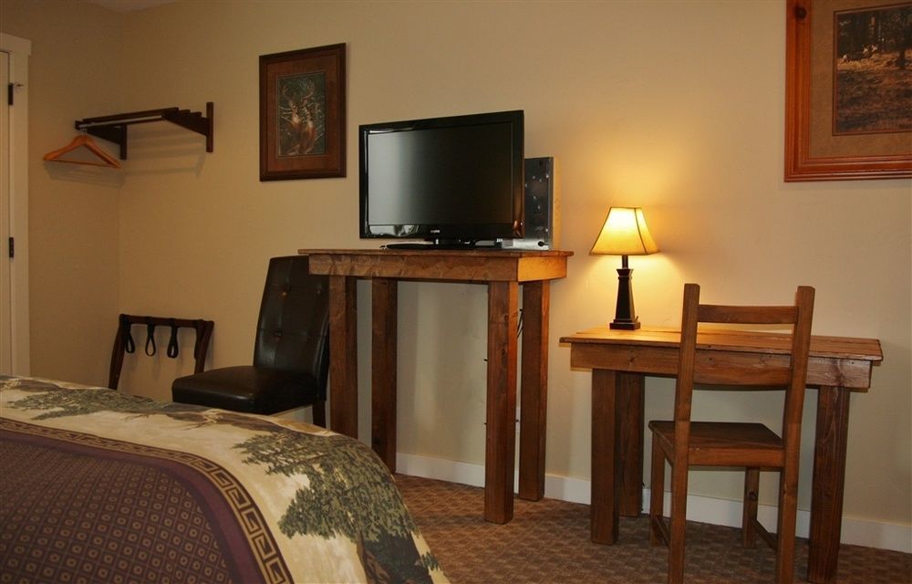 Moose Creek Inn West Yellowstone Exteriér fotografie