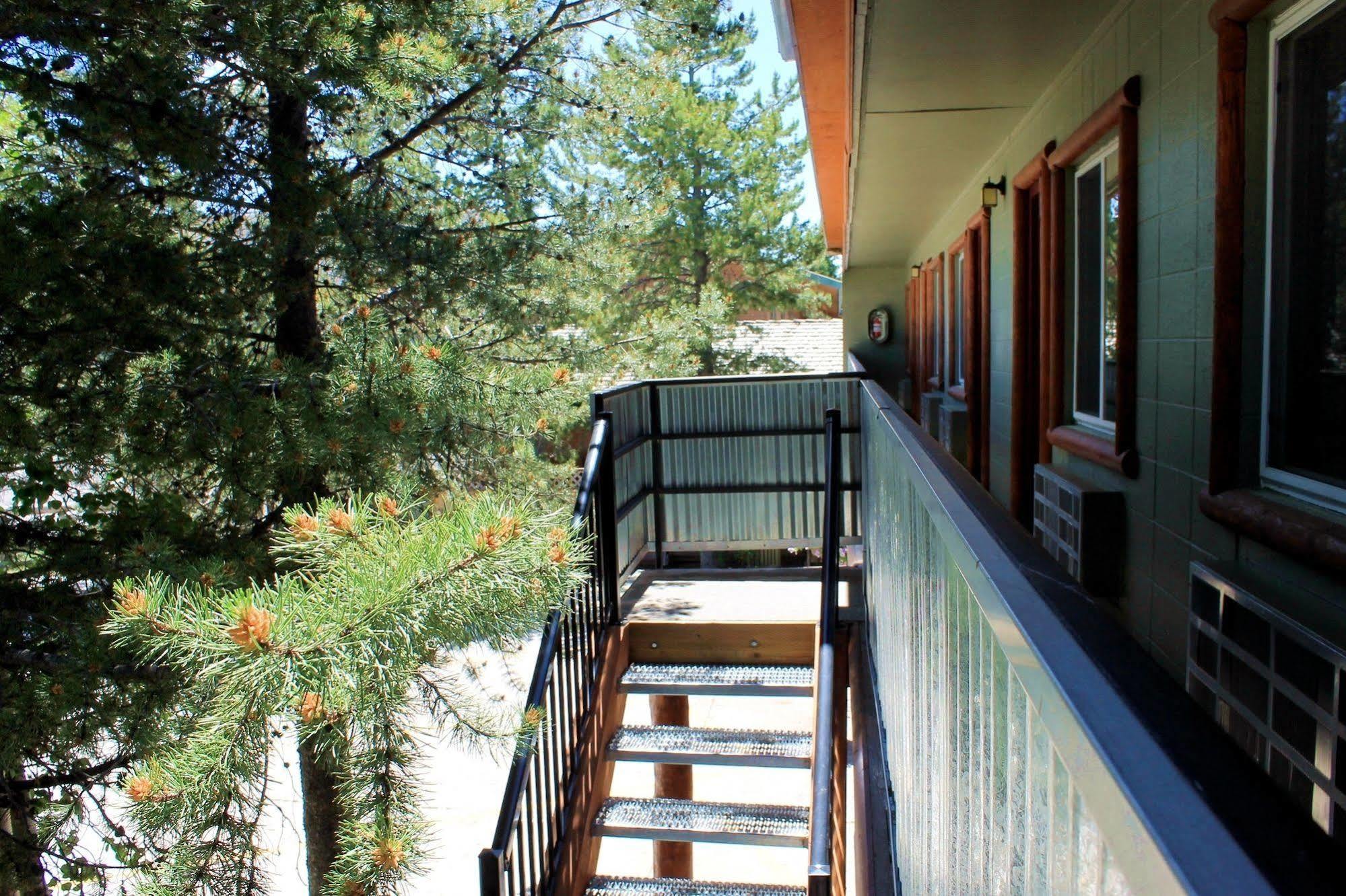 Moose Creek Inn West Yellowstone Exteriér fotografie
