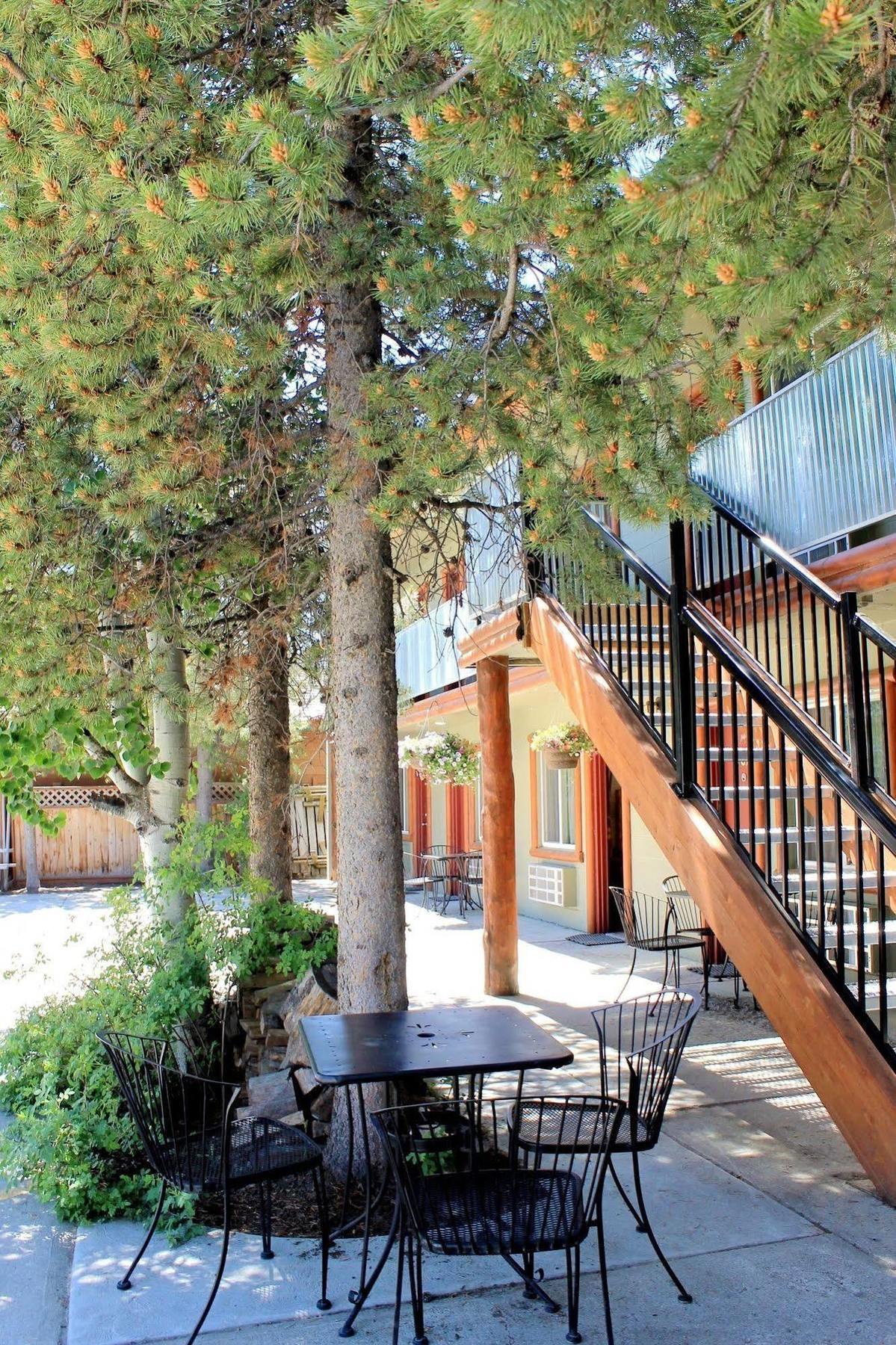 Moose Creek Inn West Yellowstone Exteriér fotografie
