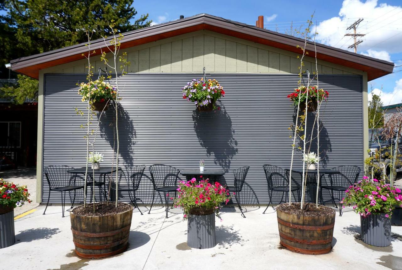 Moose Creek Inn West Yellowstone Exteriér fotografie